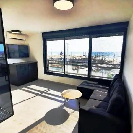 Ryo 11 דירת נופש חדשה על חוף הים נוף לים Apartment Bat Yam Luaran gambar