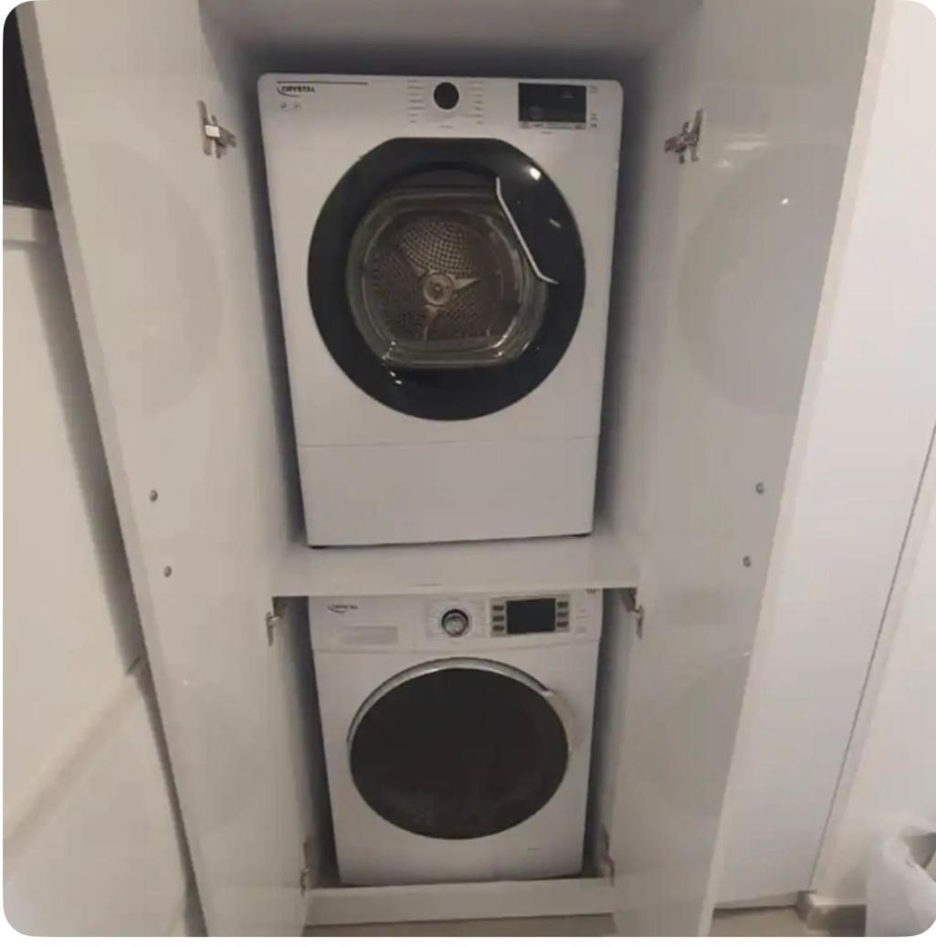 Ryo 11 דירת נופש חדשה על חוף הים נוף לים Apartment Bat Yam Luaran gambar