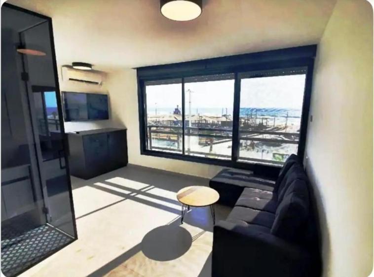 Ryo 11 דירת נופש חדשה על חוף הים נוף לים Apartment Bat Yam Luaran gambar